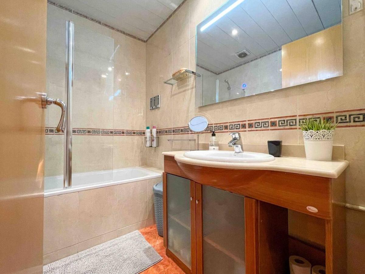 Hostourist@bcn Monumental Appartement